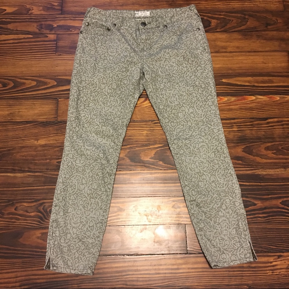 Free People patterned ankle jeans